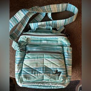 Like new condition Lug Alpine Crossbody Bag